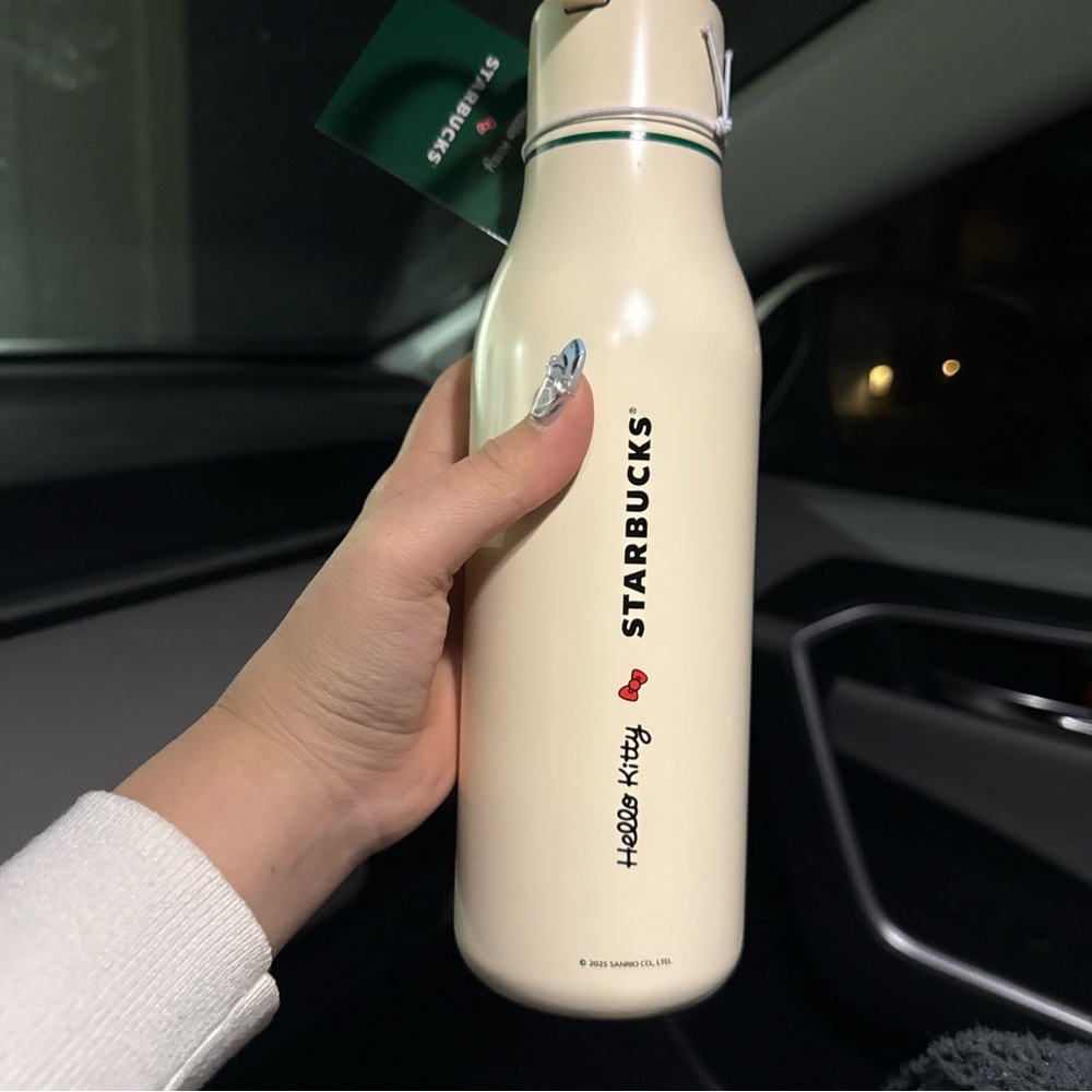 Starbucks Cream Bottle with Hello Kitty Design